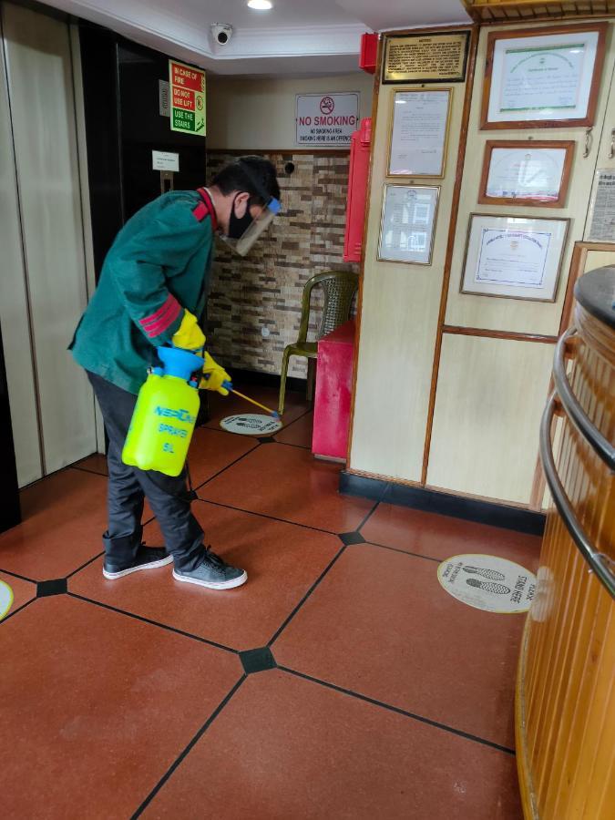 Brightland Hotel Shimla Exteriör bild