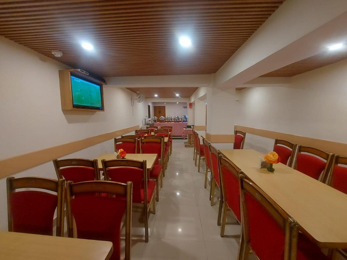 Brightland Hotel Shimla Exteriör bild